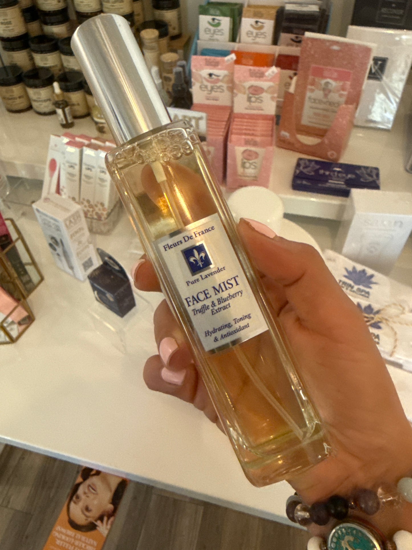 Serum Face Mist with Truffle & Blueberry Extract