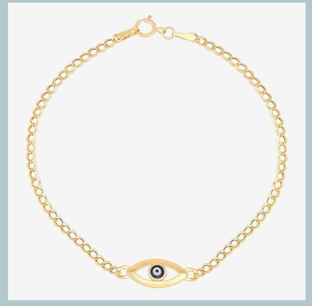 14-karat yellow gold bracelet is made with 2.45mm curb chain and features an Evil Eye charm